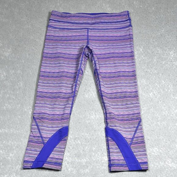 Lululemon Leggings Womens Size 8 Tender Violet Crop Inseam 21 in Logo Athleisure - Picture 1 of 12